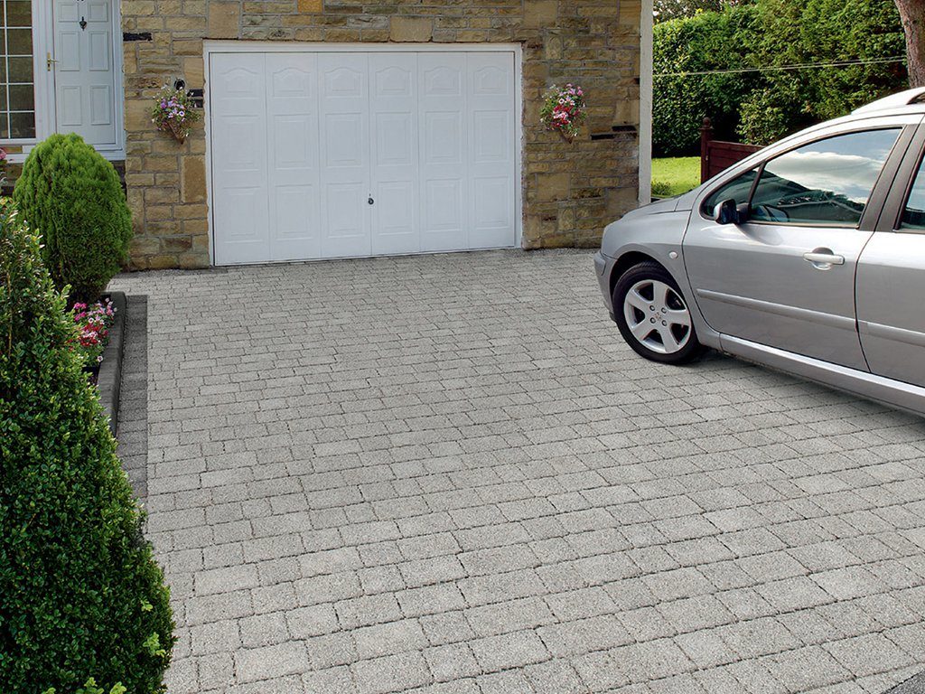 Permeable Paved Driveway Laid By BM Paving in Leighton Buzzard